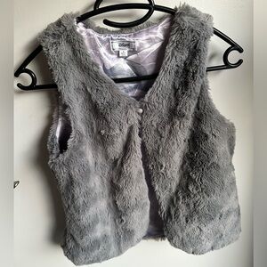 Disney Frozen ❄️ Anna Gray Faux Fur Vest